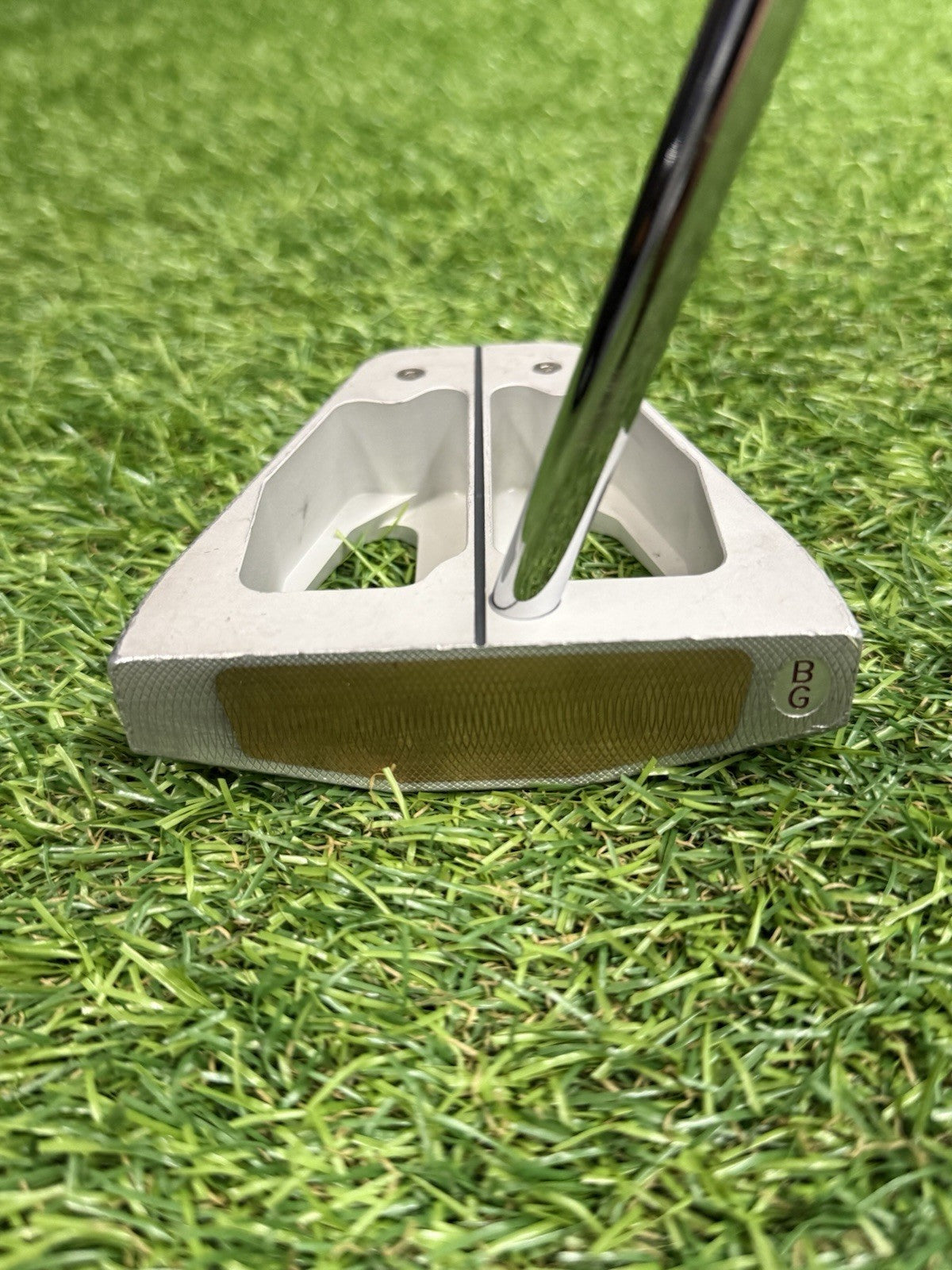 MacGregor Bobby Grace M6.4K Center Shaft V-Foil | Golf Pride Tour SNSR Grip 34”
