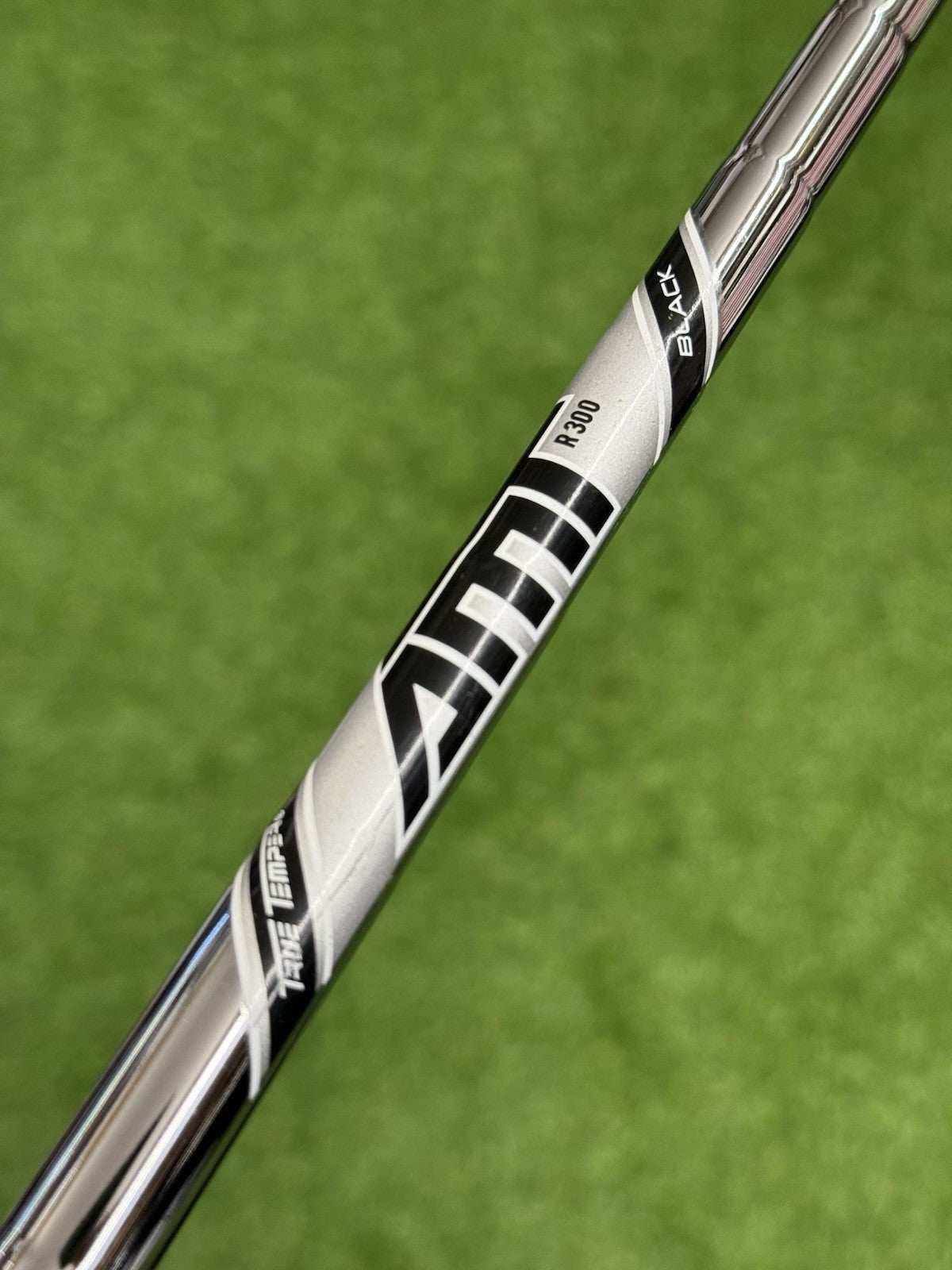 Titleist Vokey SM7 58° S Grind | AMT Black R300 | RH | Golf Pride Grip