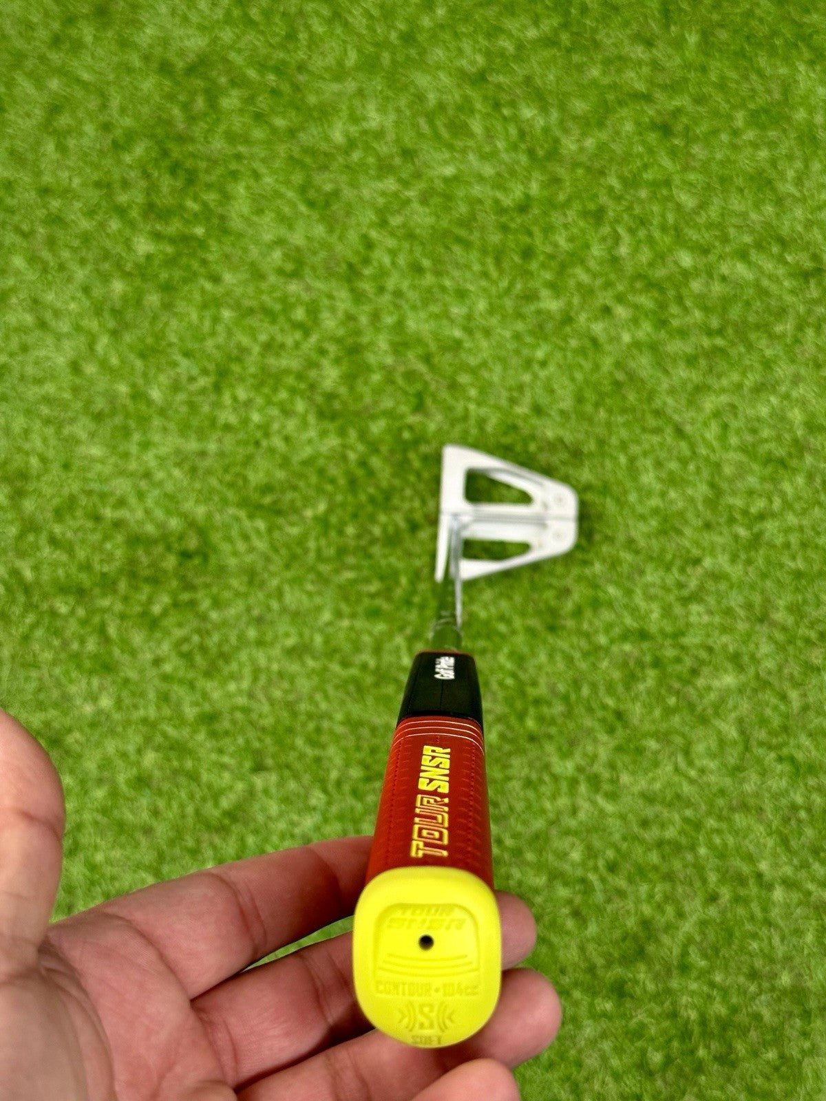 MacGregor Bobby Grace M6.4K Center Shaft V-Foil | Golf Pride Tour SNSR Grip 34”